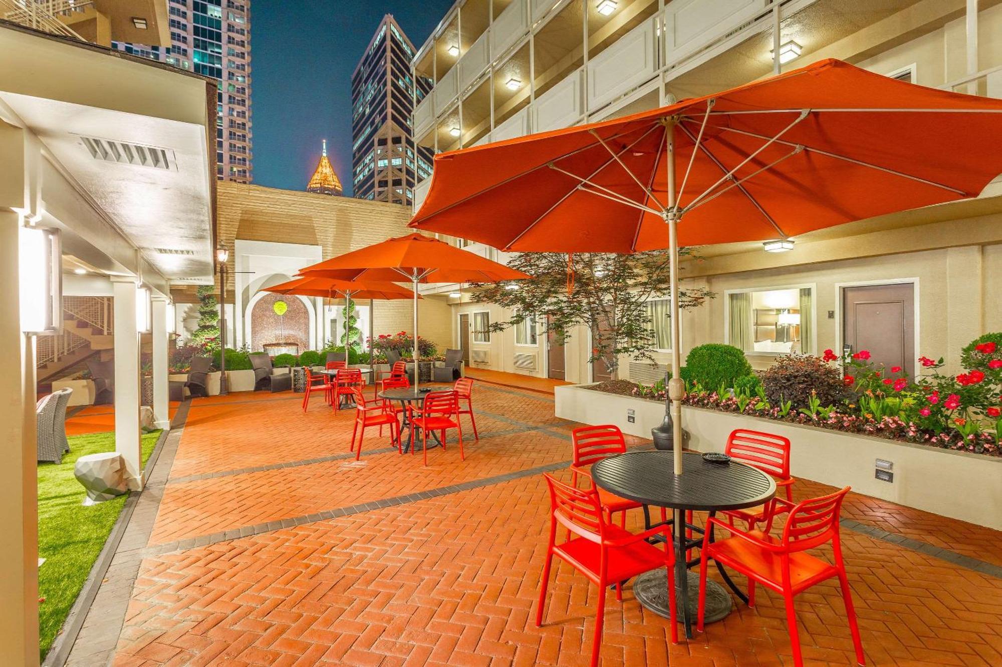 At The Peachtrees, Ascend Collection Atlanta