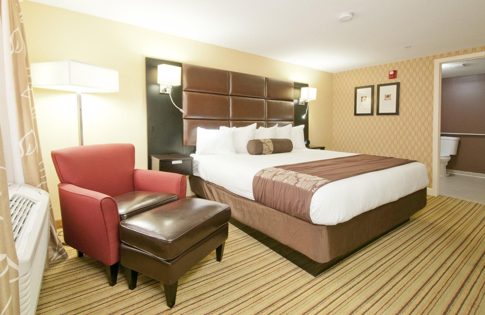 At The Peachtrees, Ascend Collection Hotel