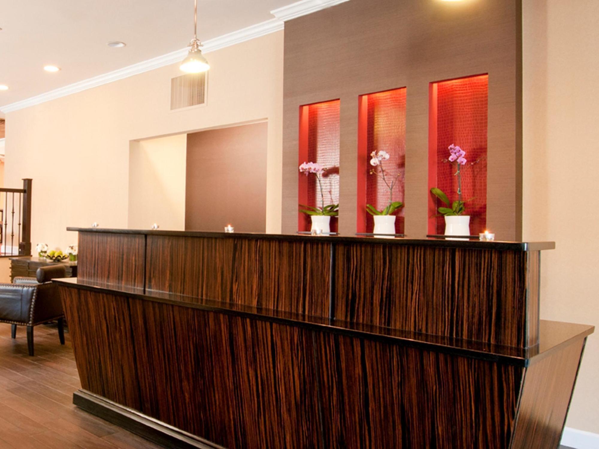 At The Peachtrees, Ascend Collection Hotel